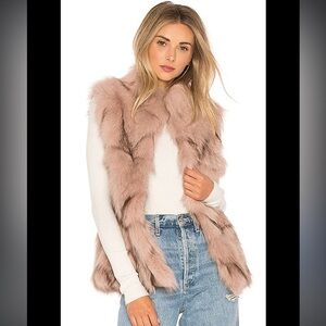 Fox Fur Sections Vest With Collar in Petal
jocelyn
